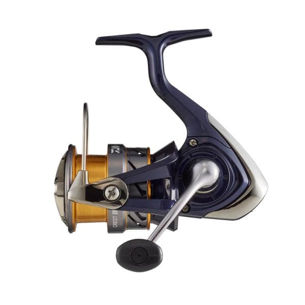 Серия Daiwa 20 Crest LT — вид сбоку со стороны рукоятки